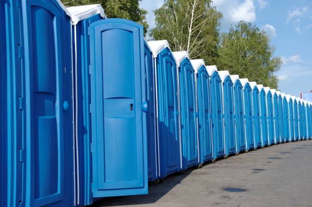 Portable Toilet Options We Offer in Lattingtown, NY